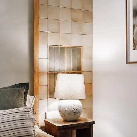 Cadiar - 2 Bedrooms In Eixample Esquerra *